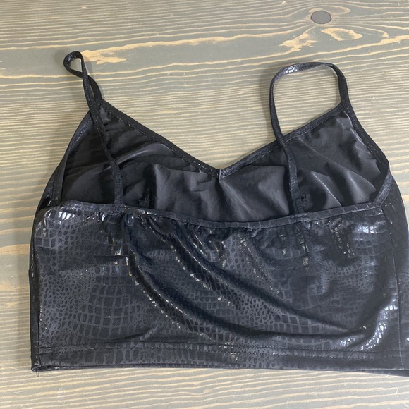 Shein black crop top size S - Picture 4 of 5